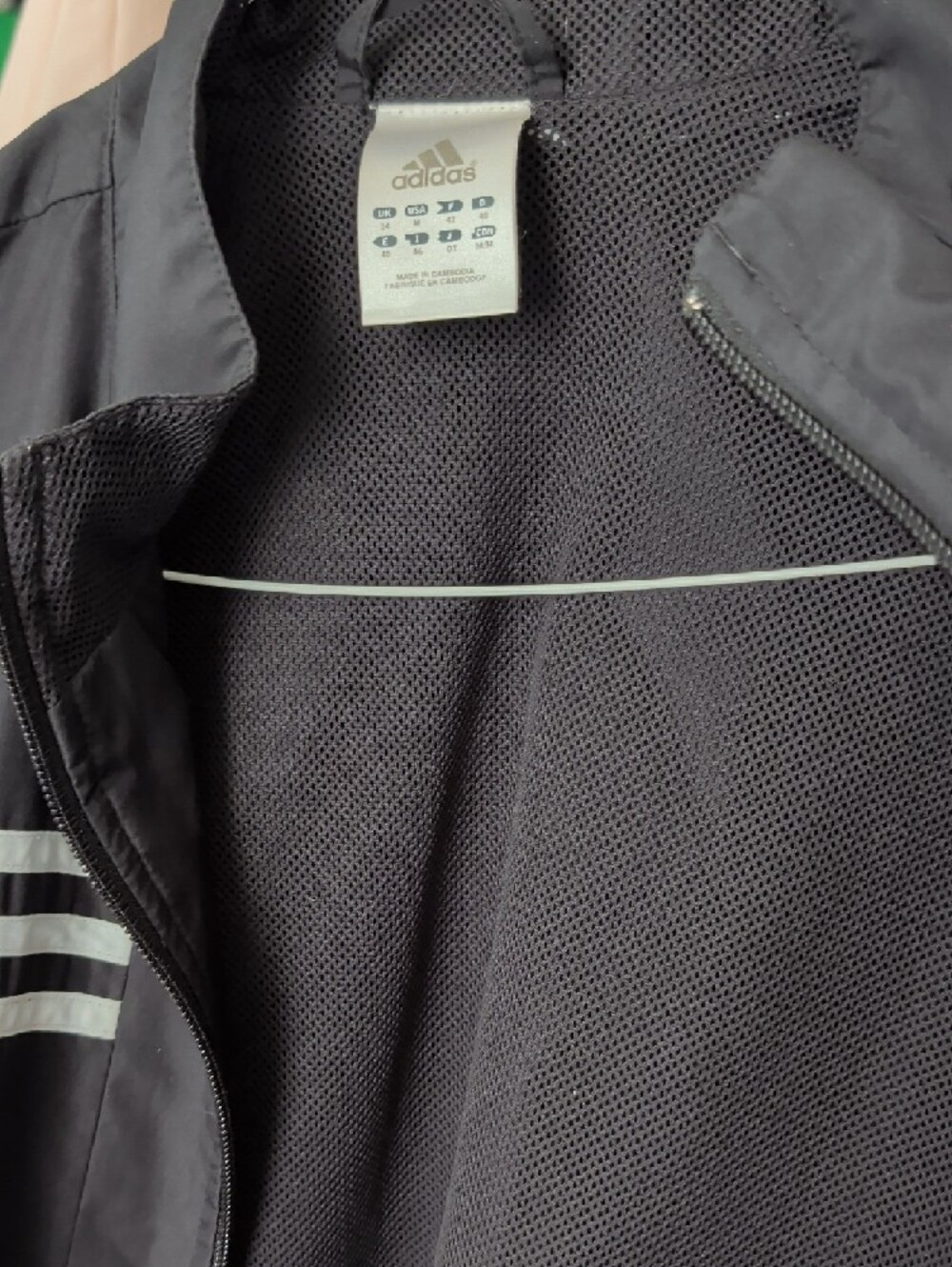 Adidas Women's Black 3-Stripe Full-Zip Lightweight Windbreaker Jacket - Picture 7 of 8